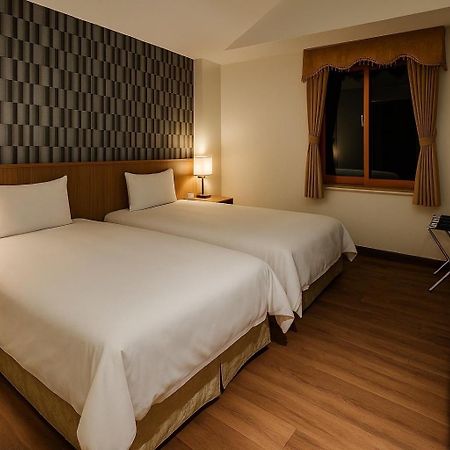 Sung Tai Hotel 高雄市 エクステリア 写真