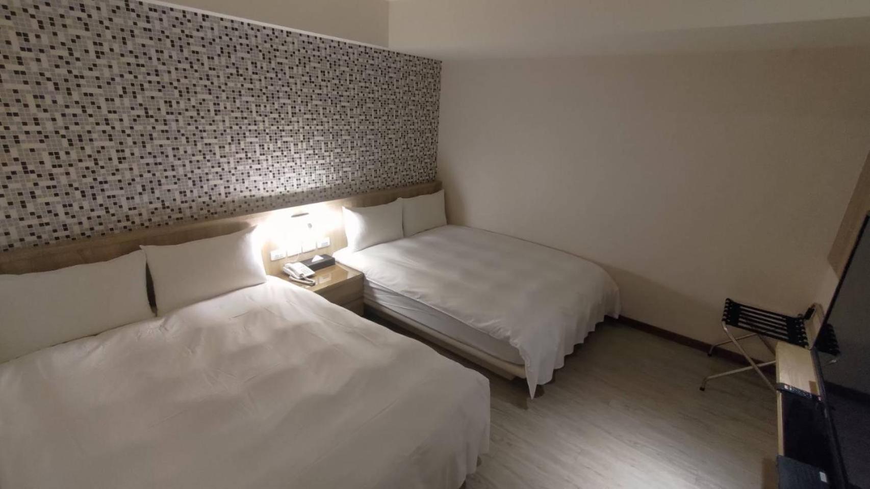Sung Tai Hotel 高雄市 エクステリア 写真