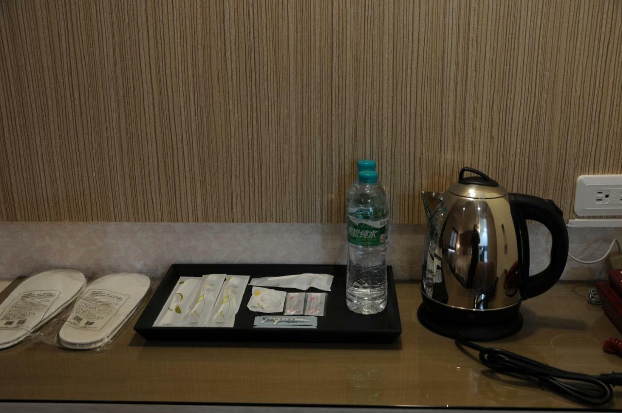 Sung Tai Hotel 高雄市 エクステリア 写真