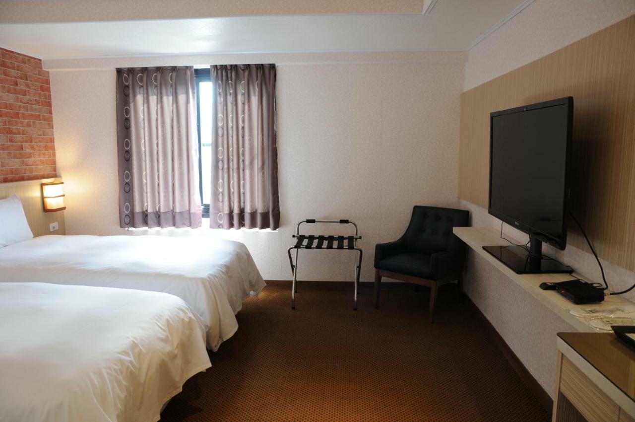 Sung Tai Hotel 高雄市 エクステリア 写真